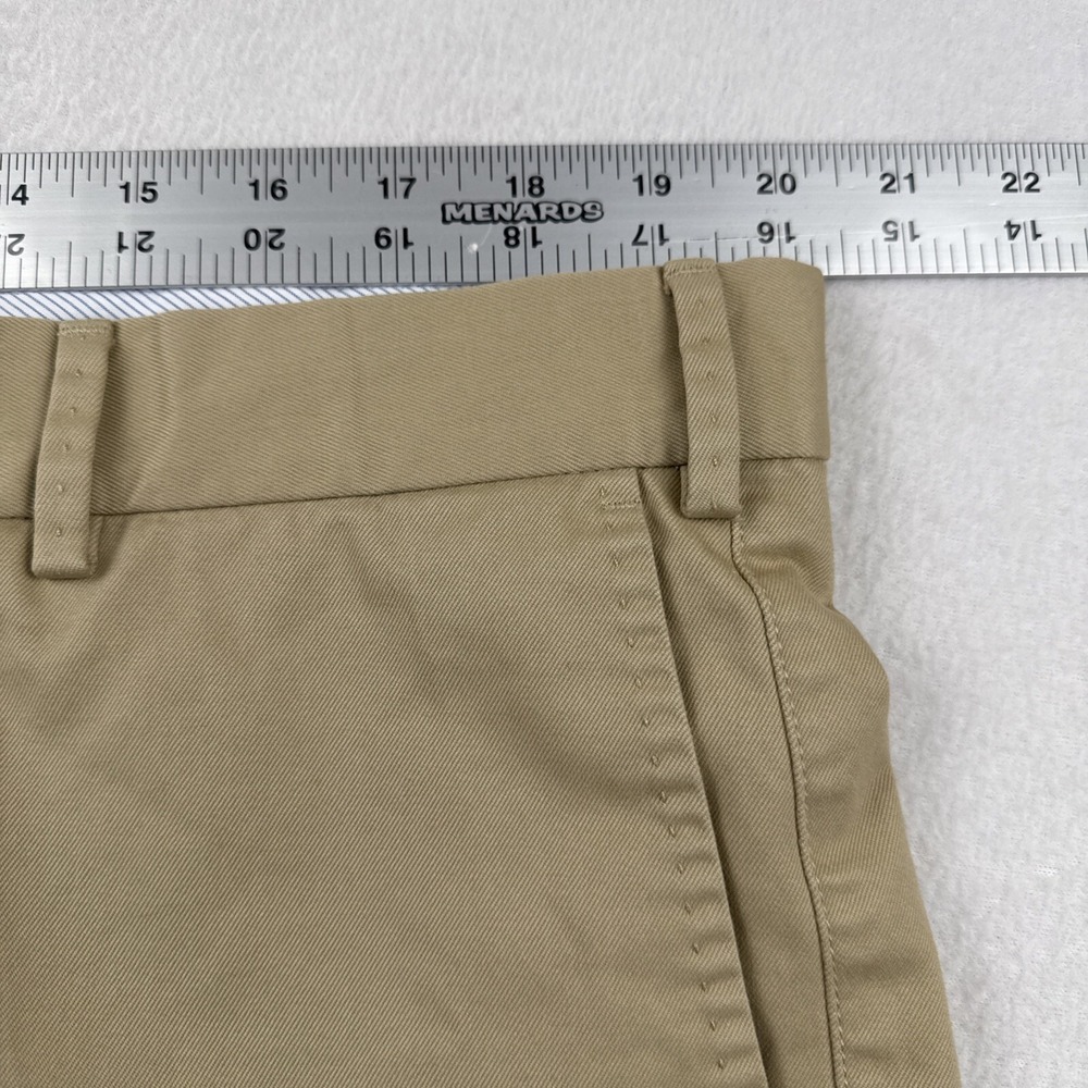 Peter Millar Contemporary Fit Chino Shorts Men's Size 40 Beige - Picture 5 of 11